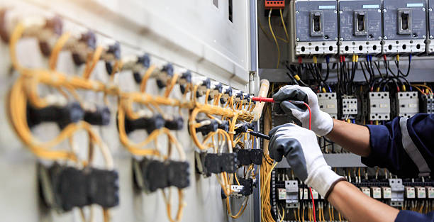 Professional Electrician technician working in Blacklick Estates, OH